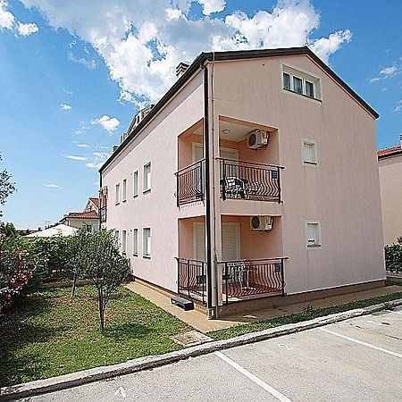 Apartment Bilic With Balcony Poreč Eksteriør billede