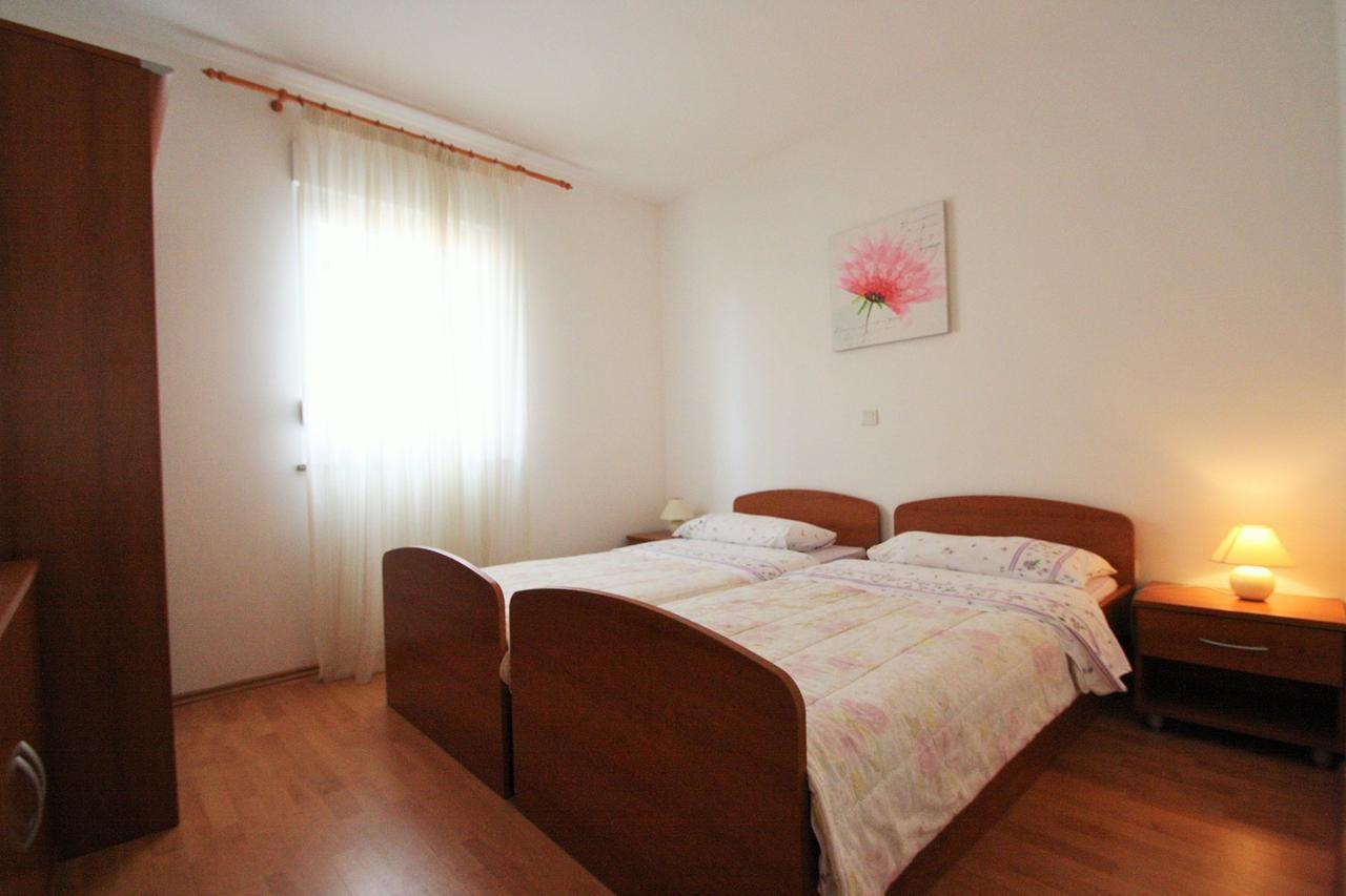 Apartment Bilic With Balcony Poreč Eksteriør billede
