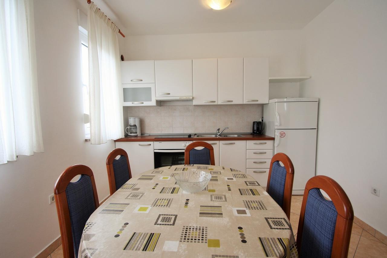 Apartment Bilic With Balcony Poreč Eksteriør billede