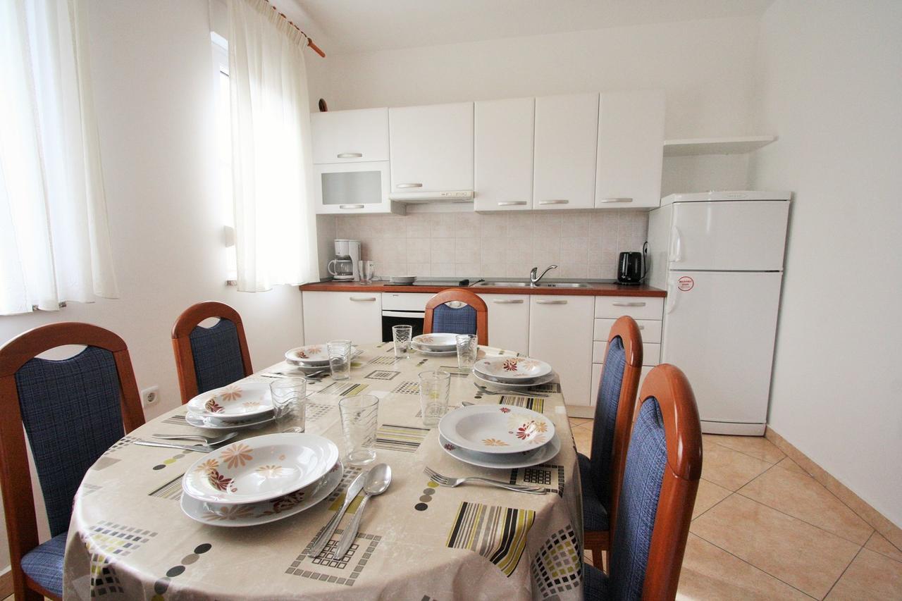 Apartment Bilic With Balcony Poreč Eksteriør billede
