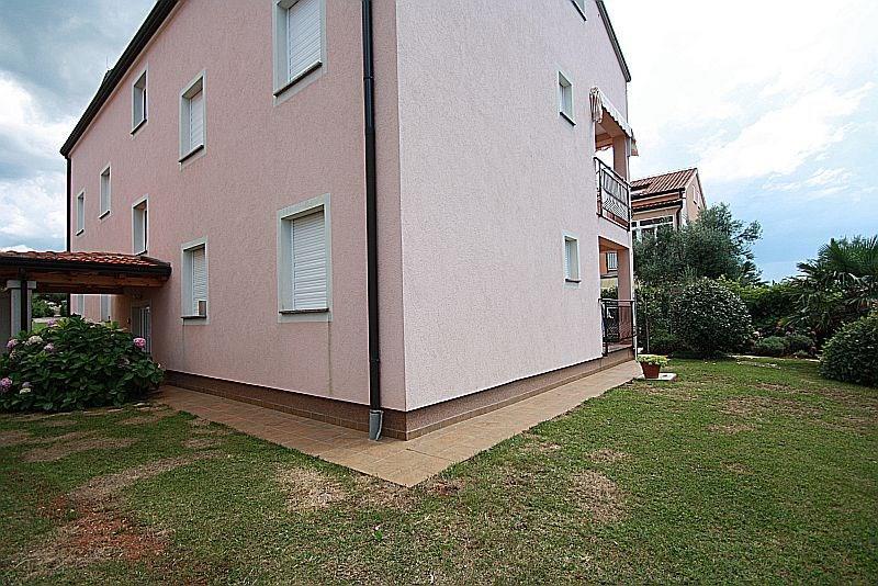 Apartment Bilic With Balcony Poreč Eksteriør billede